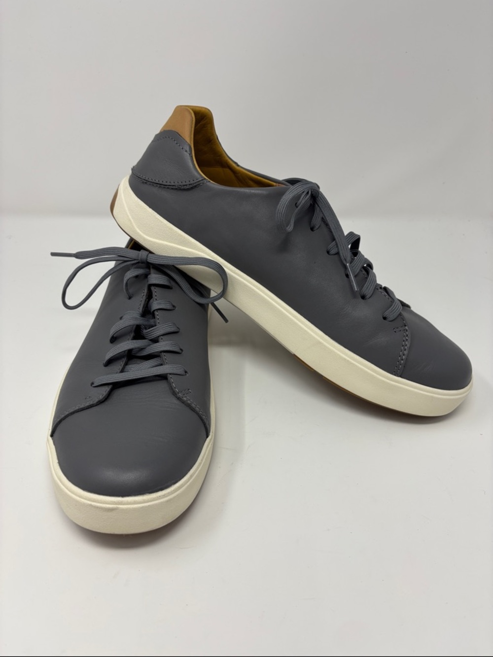 Olukai | Men's Gray Leather Casual Sneakers 10.5 lae’ahi li’ili